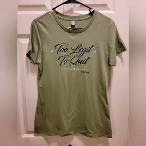 Too Legit To Quit Workout T-Shirt Size M‎